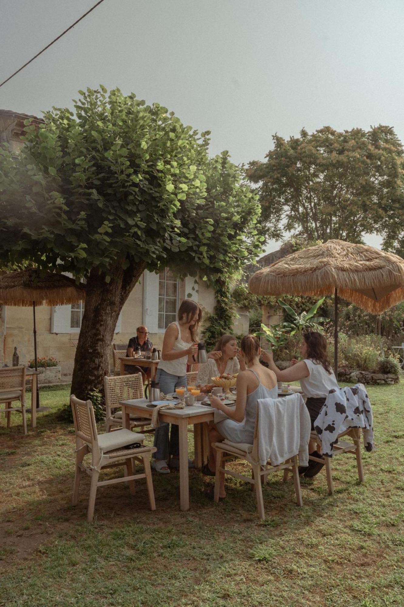 TeuillacLa Vigne D'Or住宿加早餐旅馆 外观 照片