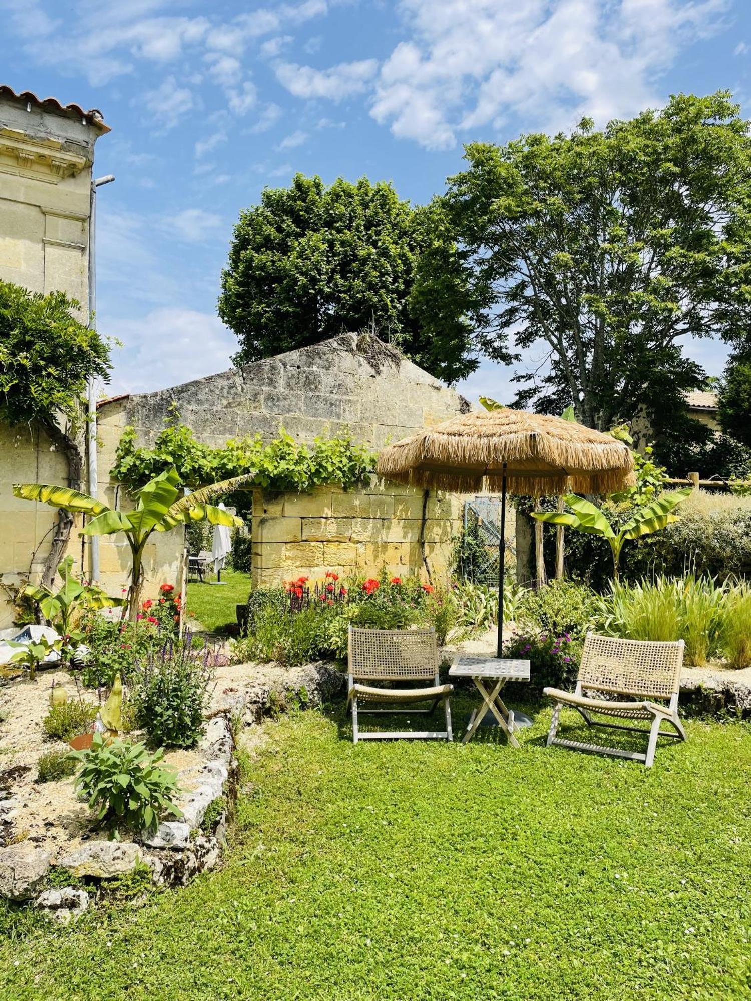 TeuillacLa Vigne D'Or住宿加早餐旅馆 外观 照片